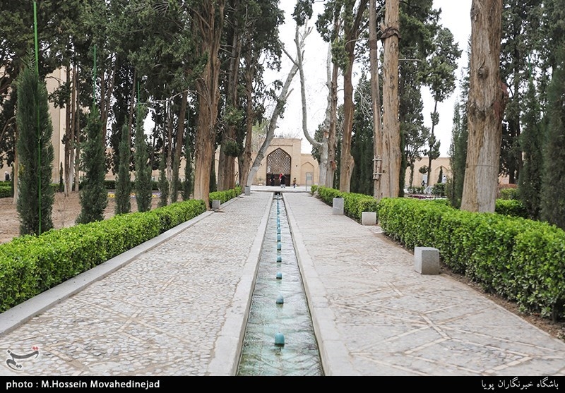 بهسازی محور منتهی به باغ فین کاشان تا پایان سال تکمیل می‌شود