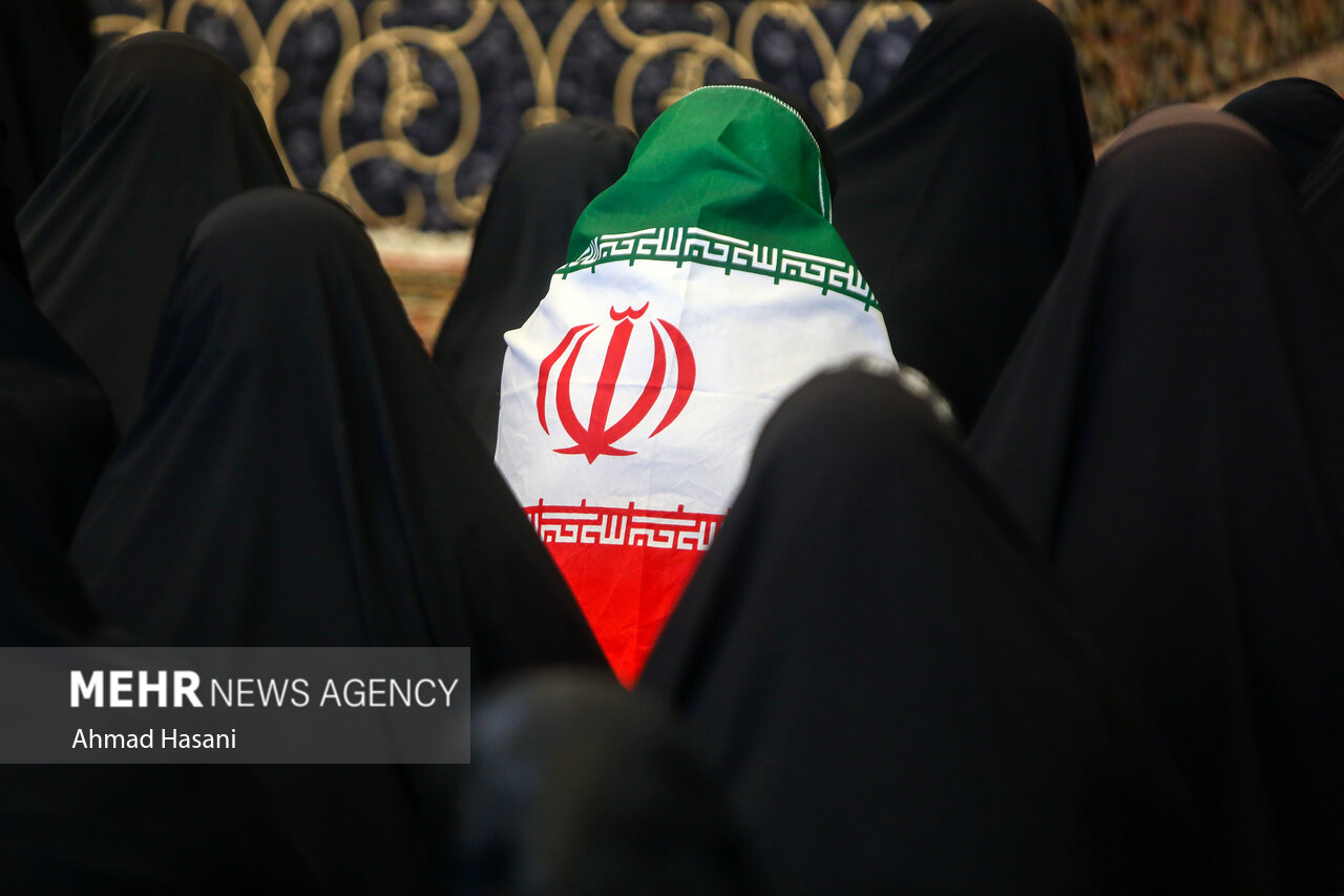 حجاب تدبیر اسلام برای امکان حضور فعال و آزادانه زن در جامعه