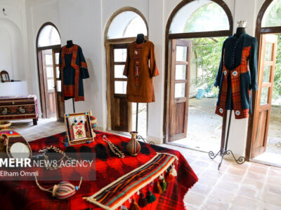 حوزه پوشاک ما روان نیست/ متخصصان این صنعت پیک موتوری شده‌اند