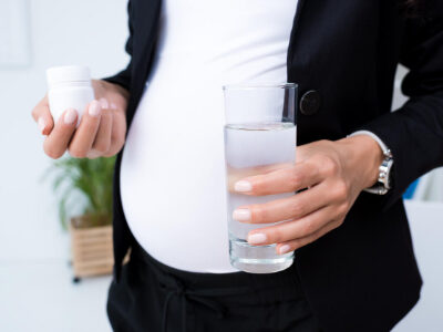 خطرات استفاده از داروهای غیرمجاز در دوران بارداری