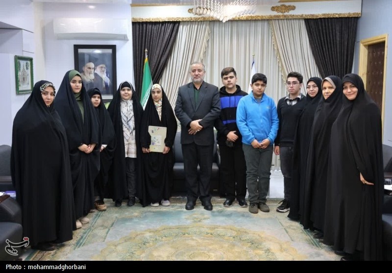 دیدار 10 فرزند شهید با استاندار خراسان جنوبی+ عکس اخبار استان خراسان جنوبی , استاندار خراسان جنوبی ,