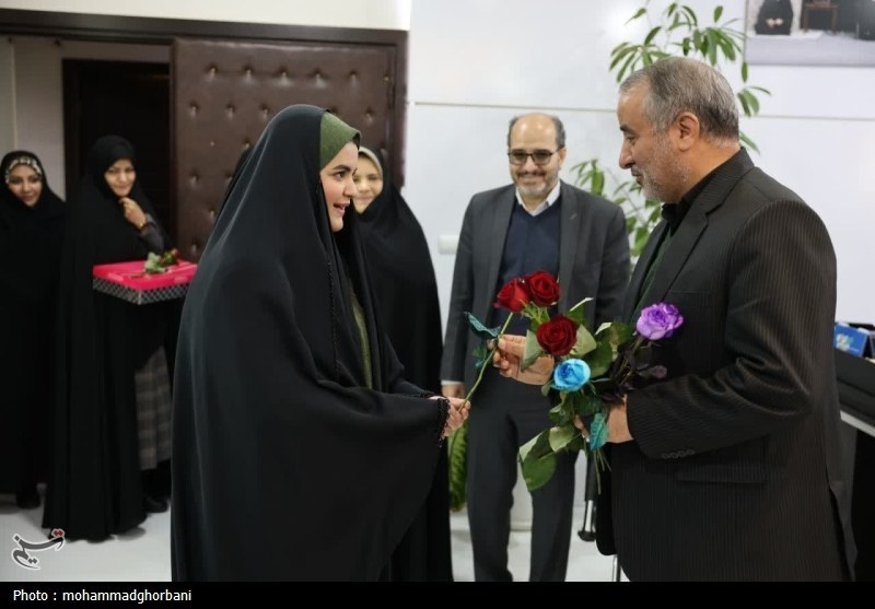 دیدار 10 فرزند شهید با استاندار خراسان جنوبی+ عکس اخبار استان خراسان جنوبی , استاندار خراسان جنوبی ,