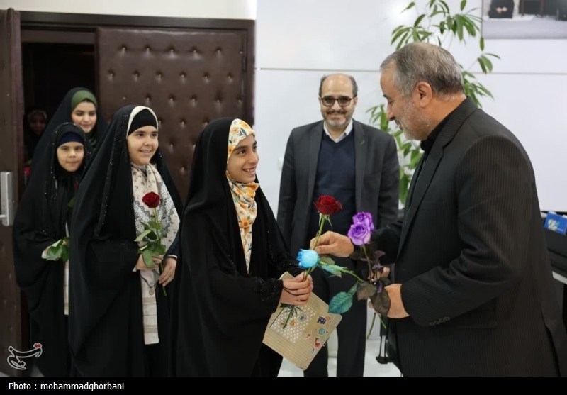 دیدار 10 فرزند شهید با استاندار خراسان جنوبی+ عکس اخبار استان خراسان جنوبی , استاندار خراسان جنوبی ,