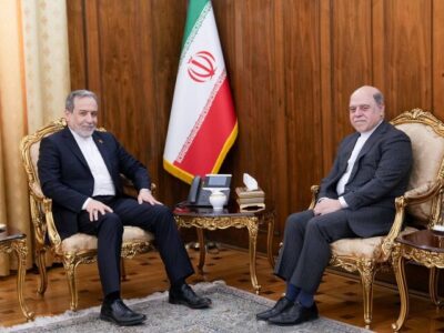 دیدار سفیر ایران در نیوزلند با عراقچی