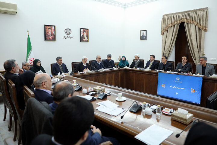 عارف: استانی کردن امور آب جزو اشتباهات بزرگی بود که باید بازنگری شود