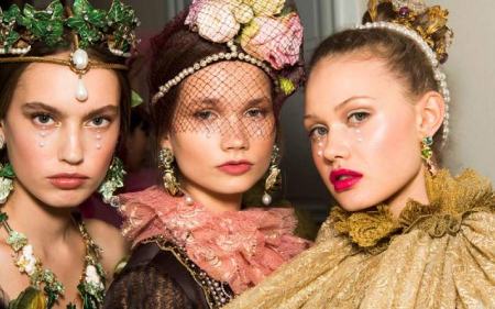 نمایش لباس دولچه و گابانا در عربستان،اخبار فرهنگی،خبرهای فرهنگی نمایش لباس دولچه و گابانا در عربستان،اخبار فرهنگی،خبرهای فرهنگی