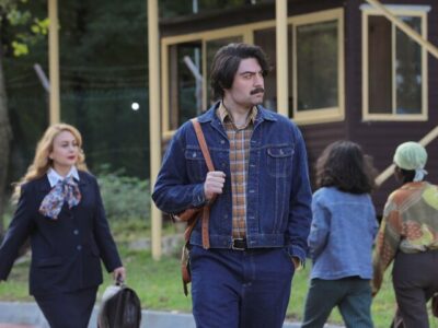 عکسی از امیرحسین فتحی در نقش شهید