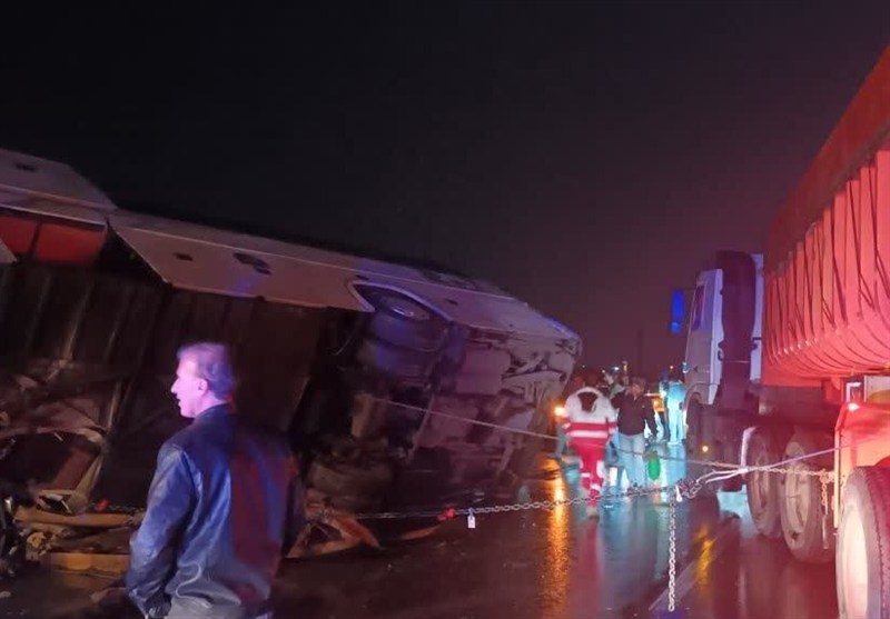 واژگونی اتوبوس در قطعه گرمسار محور تهران-مشهد؛ 11 نفرمصدوم شدند+تصاویر تصادف , تخلفات رانندگی , اخبار استان سمنان , اخبار سمنان , تسنیم , خبرگزاری تسنیم ,