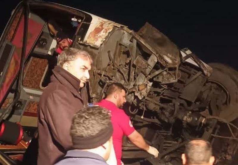 واژگونی اتوبوس در قطعه گرمسار محور تهران-مشهد؛ 11 نفرمصدوم شدند+تصاویر تصادف , تخلفات رانندگی , اخبار استان سمنان , اخبار سمنان , تسنیم , خبرگزاری تسنیم ,