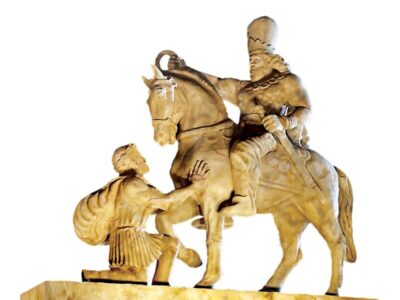 پایان یک جنجال شهری / مجسمه والرین سرانجام نصب شد