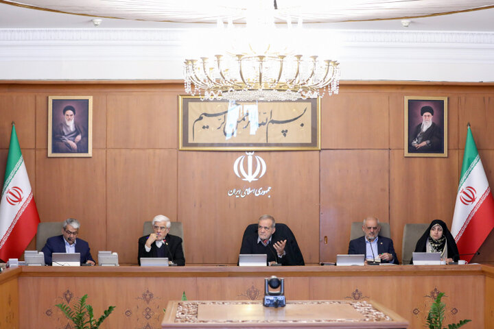 پزشکیان: احترام به مردم و شنیدن مطالبات آنان، اصل حکمرانی دولت است