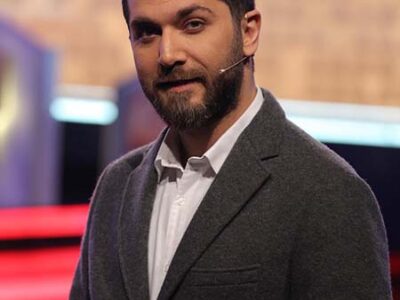 آشنایی با زندگی علی مرادی؛ چهره‌ای آشنا در دنیای تلویزیون و هنرپیشگی