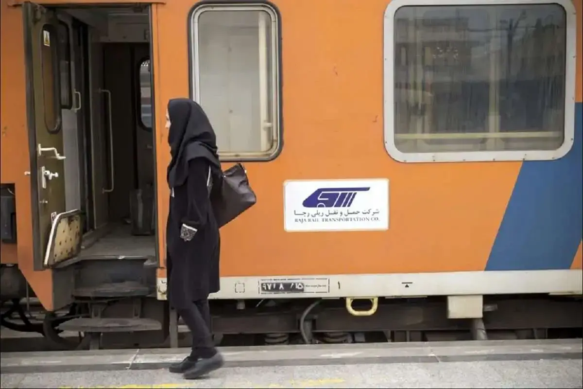 آغاز پیشفروش بلیط قطار ویژه اسفند/ مسافران جا نمانند