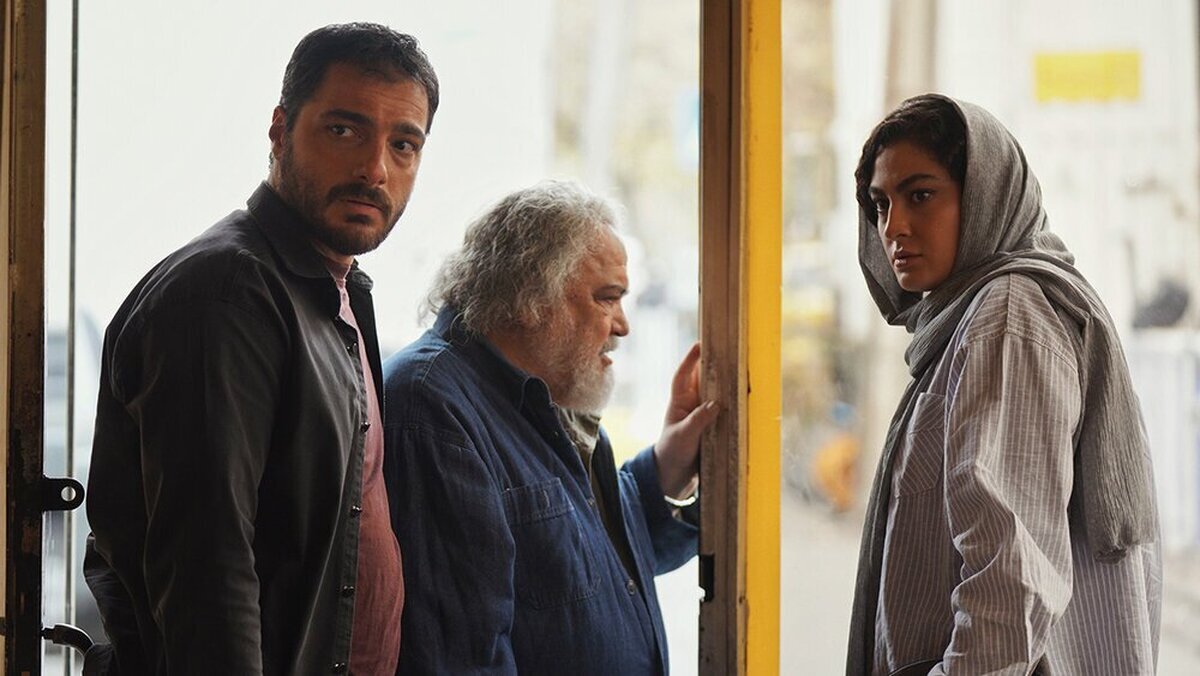 آیا سینمای ایران در دام پیام و کلیشه گرفتار شده است/نگاهی به«حاشیه»،«پل» و «کافه سلطان» آیا سینمای ایران در دام پیام و کلیشه گرفتار شده است/نگاهی به«حاشیه»،«پل» و «کافه سلطان»