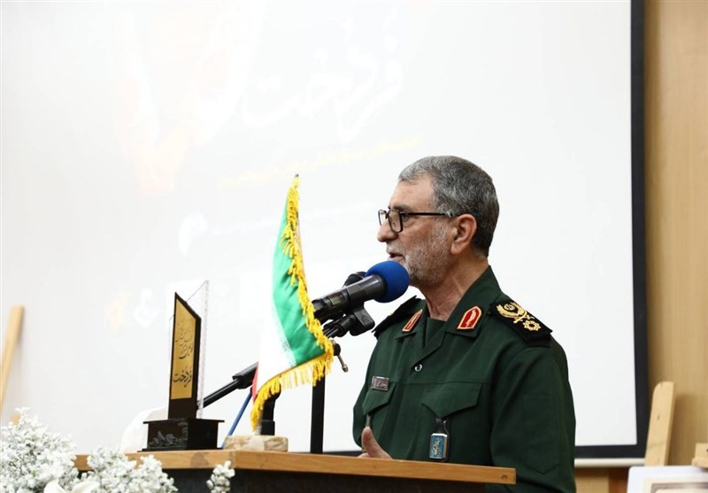 اتحاد ملت رمز پیروزی ما در برابر فتنه‌سازی دشمن است