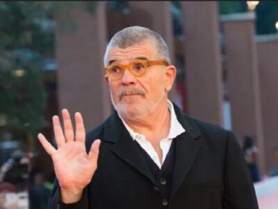 از تماشای آثار نیل سایمون و دیوید ممت در تهران تا اجرای «سد» در لندن