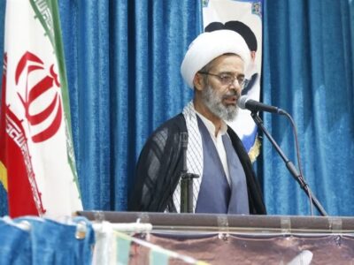 امام جمعه بجنورد: ایران از حق دفاعی و هسته‌ای کوتاه نمی‌آید