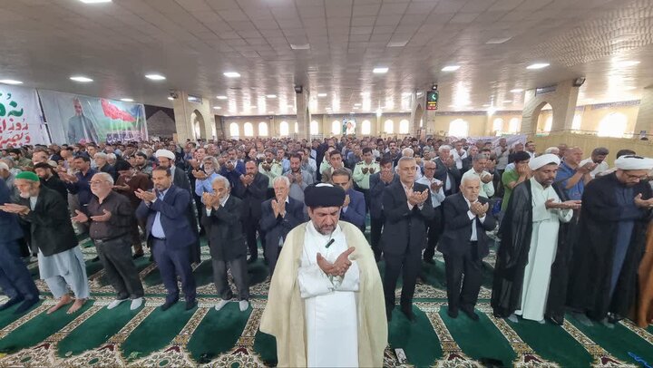 امام جمعه گناوه: ایران اسلامی از خطوط قرمز خود عقب نشینی نخواهد کرد امام جمعه گناوه: ایران اسلامی از خطوط قرمز خود عقب نشینی نخواهد کرد