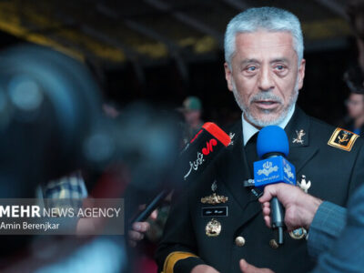 امیر سیاری: فداکاری جوانان موجب شکست دشمن در همه عرصهها شده است