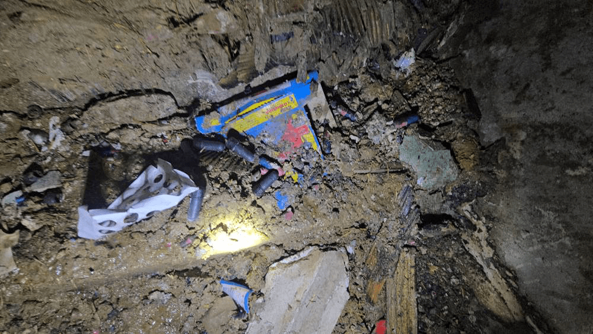 انفجار یک ساختمان در خیابان مولوی / سه نفر مجروح شدند