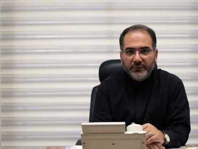 اکبری: بیانیه گام دوم انقلاب، رمز عبور جنگ ترکیبی دشمن است