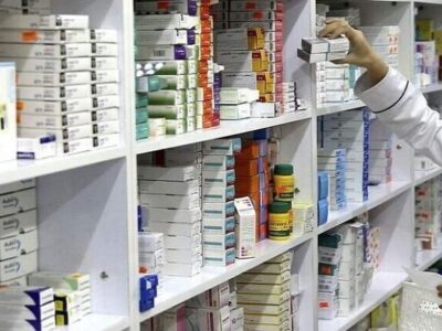 بحران در داروخانه‌ها / قفسه‌های دارو خالی شد