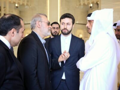 بررسی آخرین تحولات مذاکرات هستهای میان لاریجانی با وزیرخارجه قطر