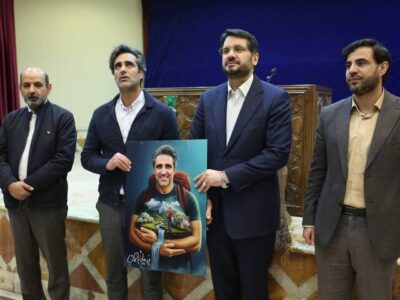 تجلیل از جواد قارایی در نشست جوانان و نخبگان فعال حوزه پیشرفت کشور