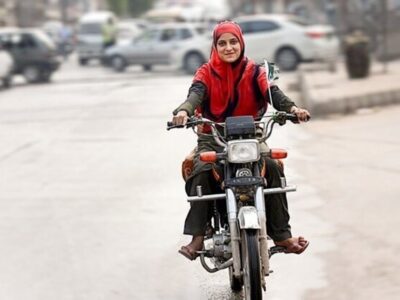 تصاویر هیجان انگیز از آموزش موتورسواری زنان در جنوب تهران+ عکس