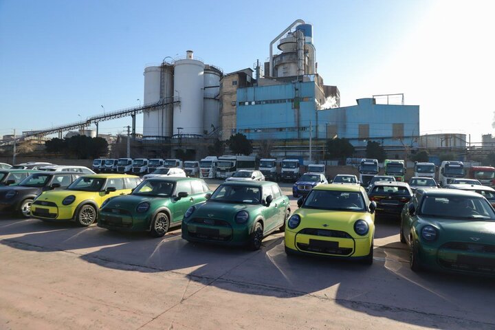 تعیین تکلیف ۱۵ همت کالا در گمرکات تهران طی ۱۰ ماه تعیین تکلیف ۱۵ همت کالا در گمرکات تهران طی ۱۰ ماه