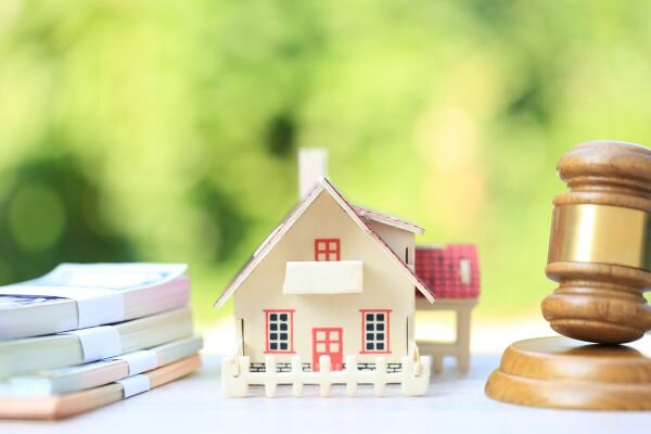 تفاوتهای حق کسب و پیشه و سرقفلی از نظر ماهیتی و قانونی