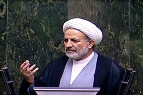 توان نظامی و هستهای کشور باید حفظ شود