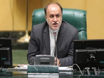 حاجیبابایی: ایران در موضع قدرت و تعیینکننده میدان است