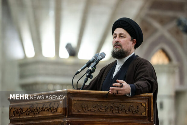 حجت‌الاسلام خمینی: انقلاب اسلامی پیام‌های بزرگی برای تاریخ دارد