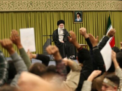 حمایت قاطع 400 سرطایفه شیعه و سنی از امام خامنه‌ای