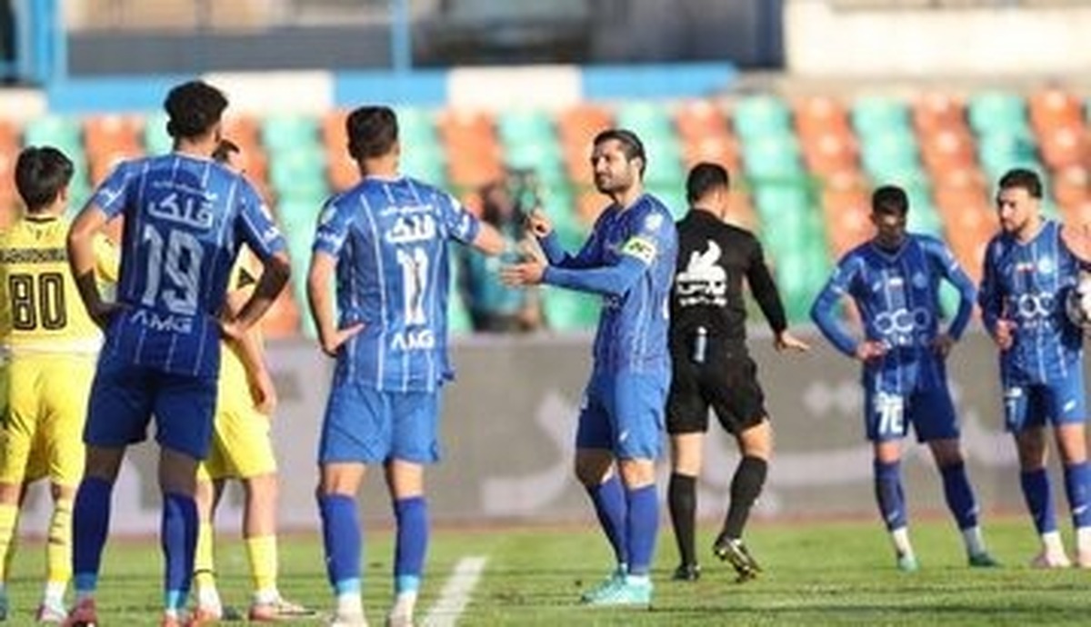 خرید پرانتقاد ساپینتو / عارف غلامی نقطه ضعف استقلال شد