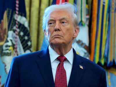 خواب‌های ترامپ برای گرینلند و ونزوئلا از چه زمانی آغاز شد؟/ انتشار یک عکس قدیمی از ترامپ خبرساز شد