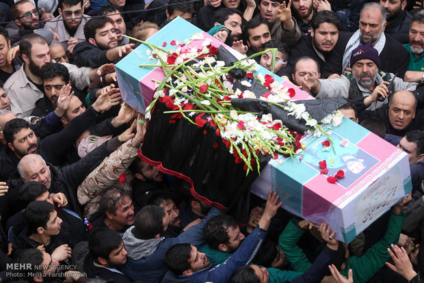 داستان کوتاه یک زندگی که در آشوب پایان یافت داستان کوتاه یک زندگی که در آشوب پایان یافت