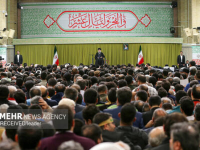 دیدار ۱۲ بهمن؛ آرامش و امید در میانه تهدیدها