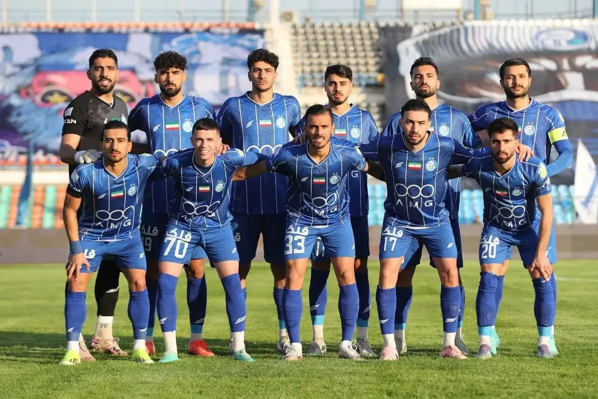 رونمایی رسمی از پیراهن استقلال پیش از بازی با تیم اردنی+ عکس