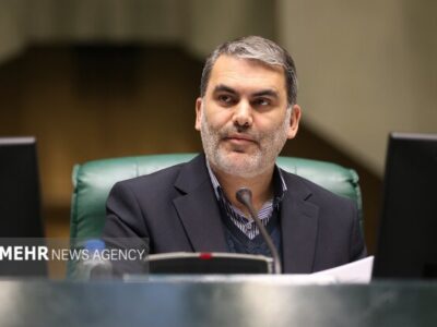 زنگنه: بودجه شرکت‌های دولتی در مجلس به دقت بررسی شود