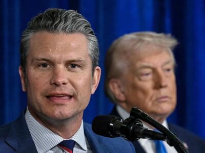 سخنان جدید وزیر جنگ آمریکا درباره ایران / همه گزینه‌ها روی میز است!