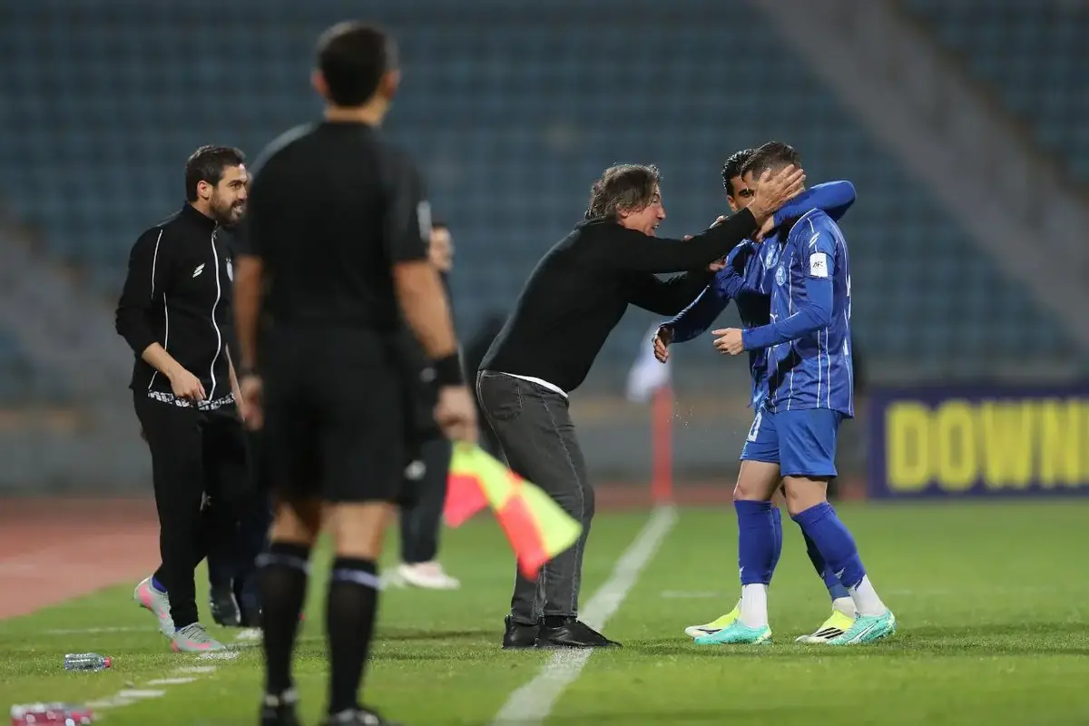 سرمربی ایتالیایی جدیترین گزینه جانشینی ساپینتو