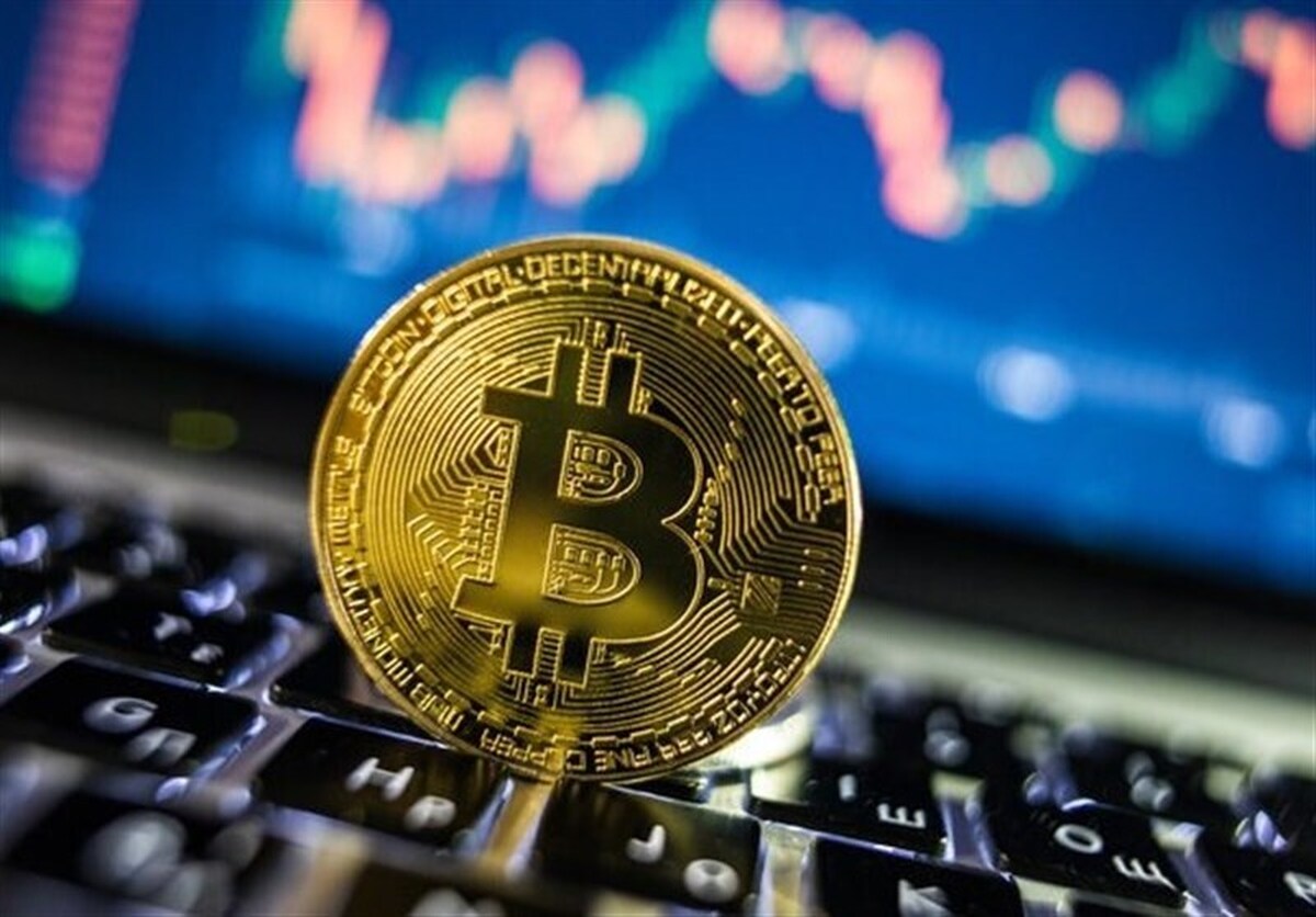 سقوط آزاد بیتکوین به زیر ۷۰ هزار دلار/ موج نزولی ادامه دارد؟