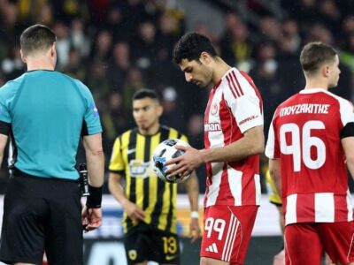 شوک در دربی آتن / طارمی قهرمان لحظه‌ها شد