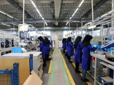 شیفت دوم بی‌حقوق؛ تاملی در باب زندگی زنان شاغل