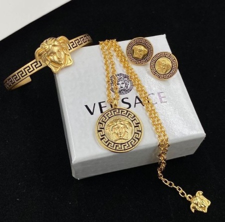 راهنمای خرید نیم ست ورساچه