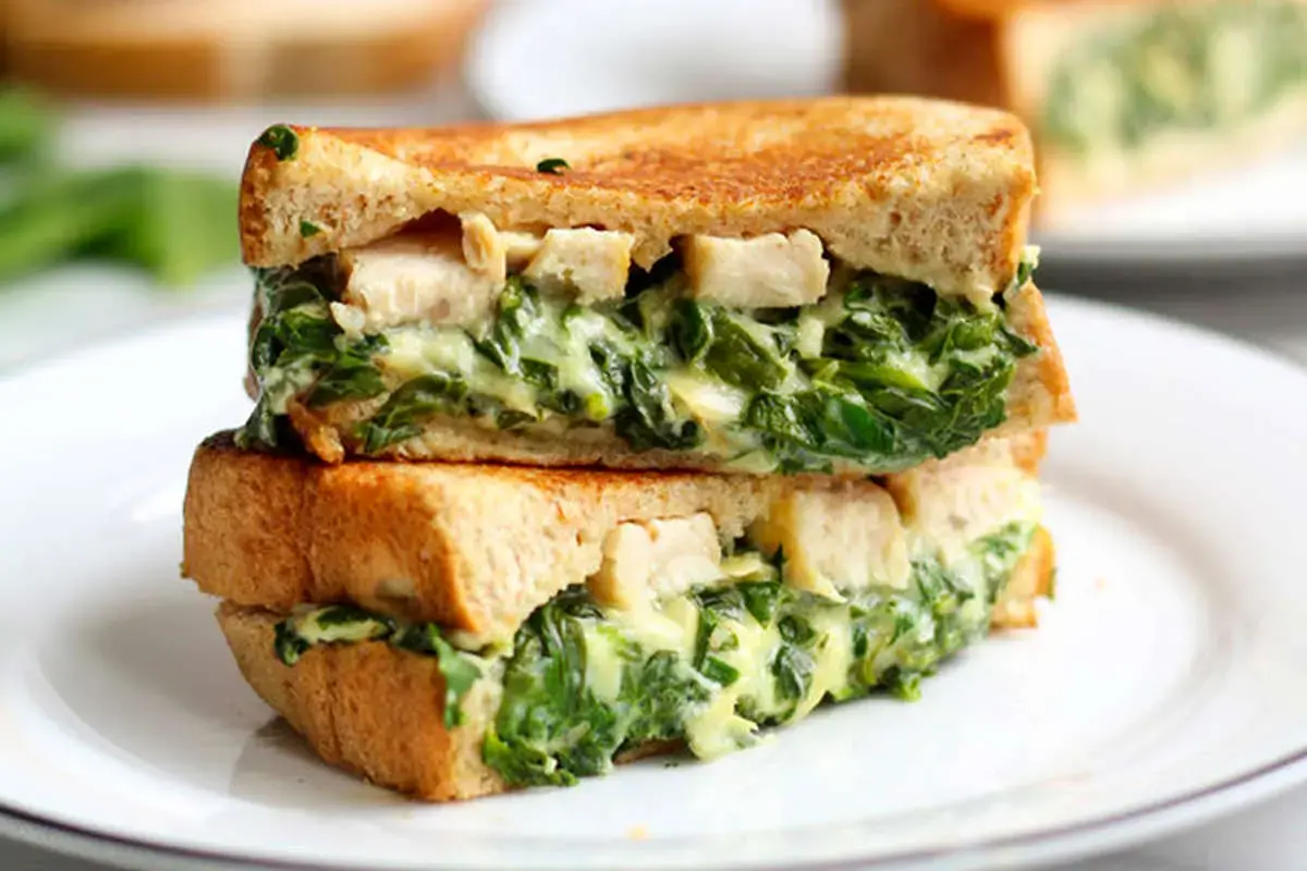 طرز تهیه ساندویچ اسفناج و گردو/ میان وعده مقوی برای عصر‌های زمستان