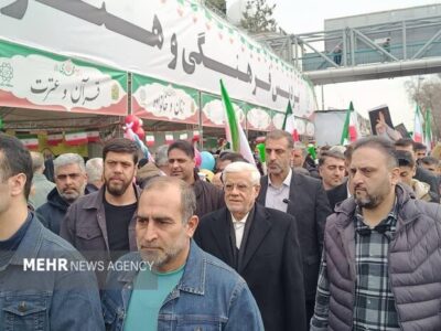 عارف: اولویت ما حل مسائل معیشتی مردم است