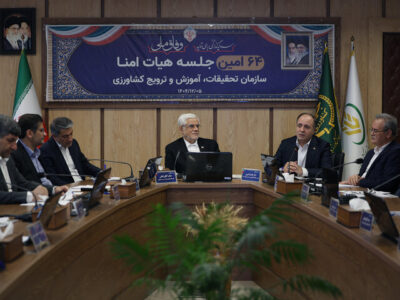 عارف: محصولات کشاورزی با هدف صادرات به منطقه تولید شود